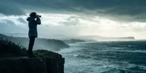 Investor overlooks stormy market. Crowdstreet lawsuit raises questions.